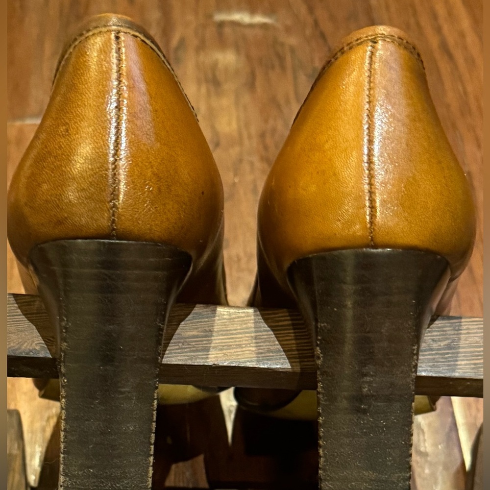 Bandolino Brown Leather Block Heel Pumps 3” Heel Size 7.5M - Picture 4 of 5